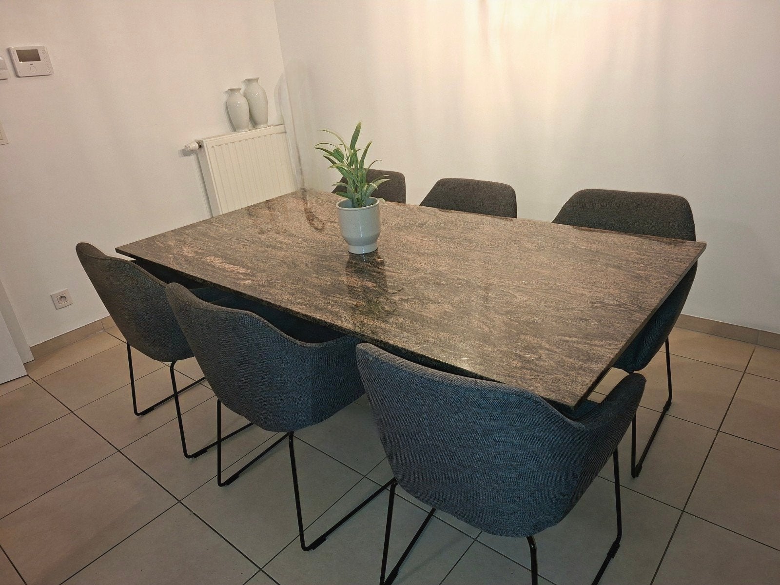 Tafel van echt marmer | Binnen en buiten, Tuin en Terras, Ophalen, Zo goed als nieuw