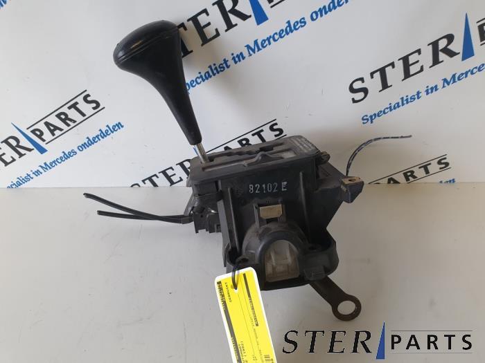 Levier de sélection automatique d'un Mercedes E-Klasse, 3 mois de garantie, Utilisé, -, -