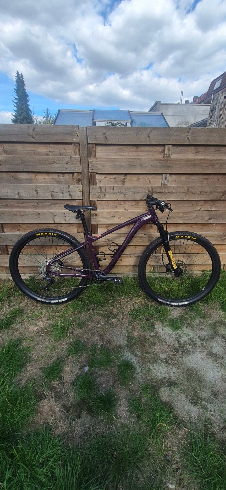 vtt kona mahuna 29 pouces, Autres marques, Comme neuf, Enlèvement, Frein à disque