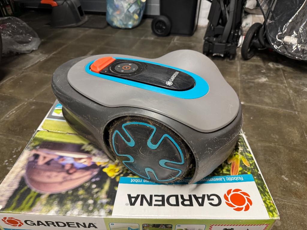 Tondeuse à gazon robotisée SILENO MINIMO Gardena, Enlèvement, Utilisé, Gardena, Contrôlable via l'application