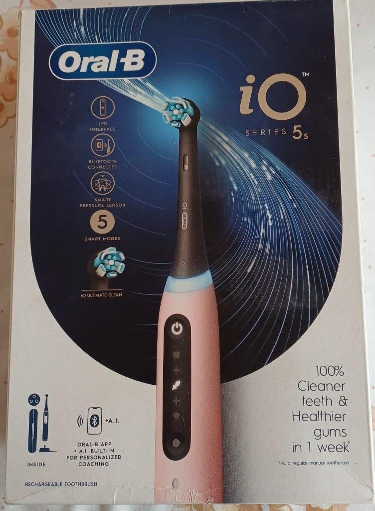 Elektrische tandenborstel roze Oral-B, Elektronische apparatuur, Ophalen of Verzenden, Zo goed als nieuw, Mondverzorging