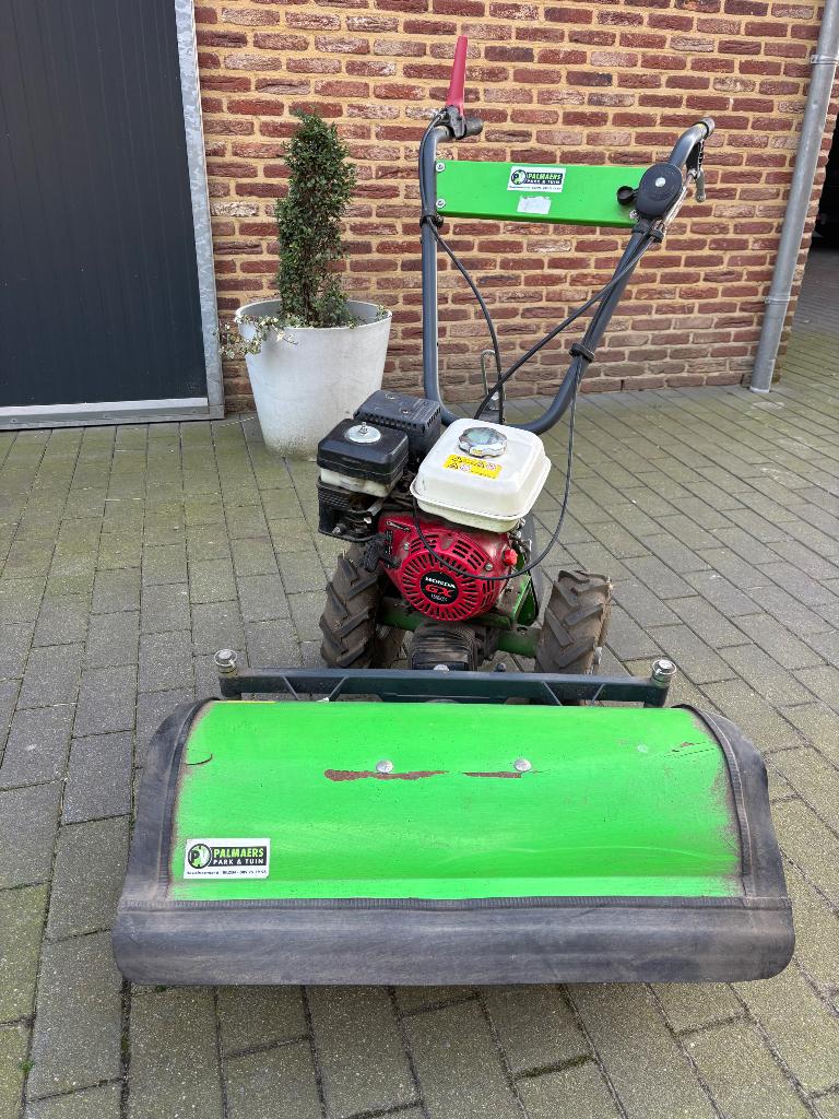 Borstelmachine, Tuin en Terras, Veegmachines, Ophalen of Verzenden