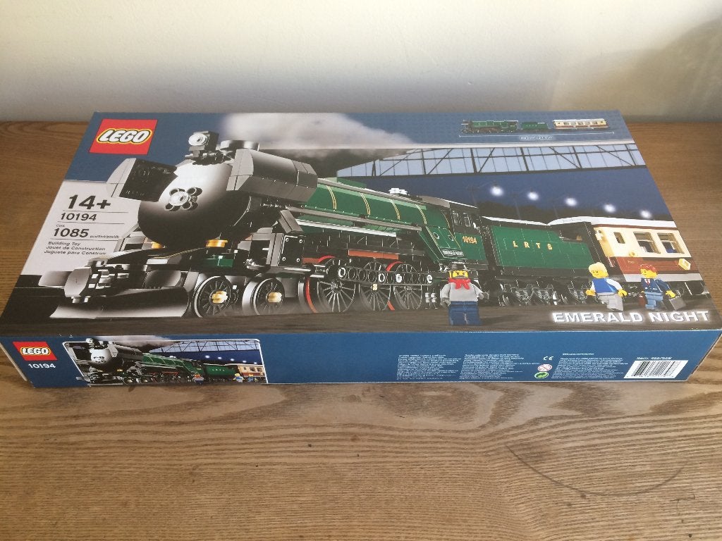 LEGO 10194 Emerald Night, Kinderen en Baby's, Lego, Nieuw, Ophalen of Verzenden, Compleet