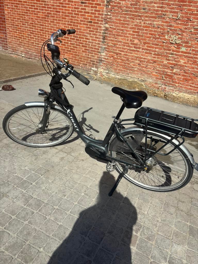 Elektrishe fiets, Fietsen en Brommers, Ophalen, Zo goed als nieuw