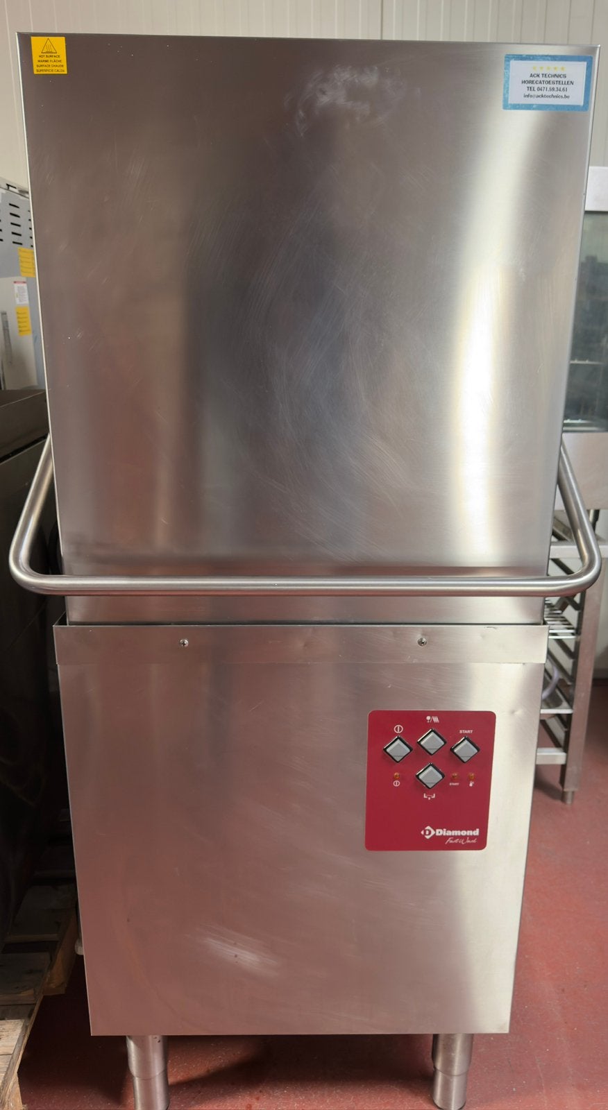 Professionele vaatwasmachine - Diamond, Ophalen