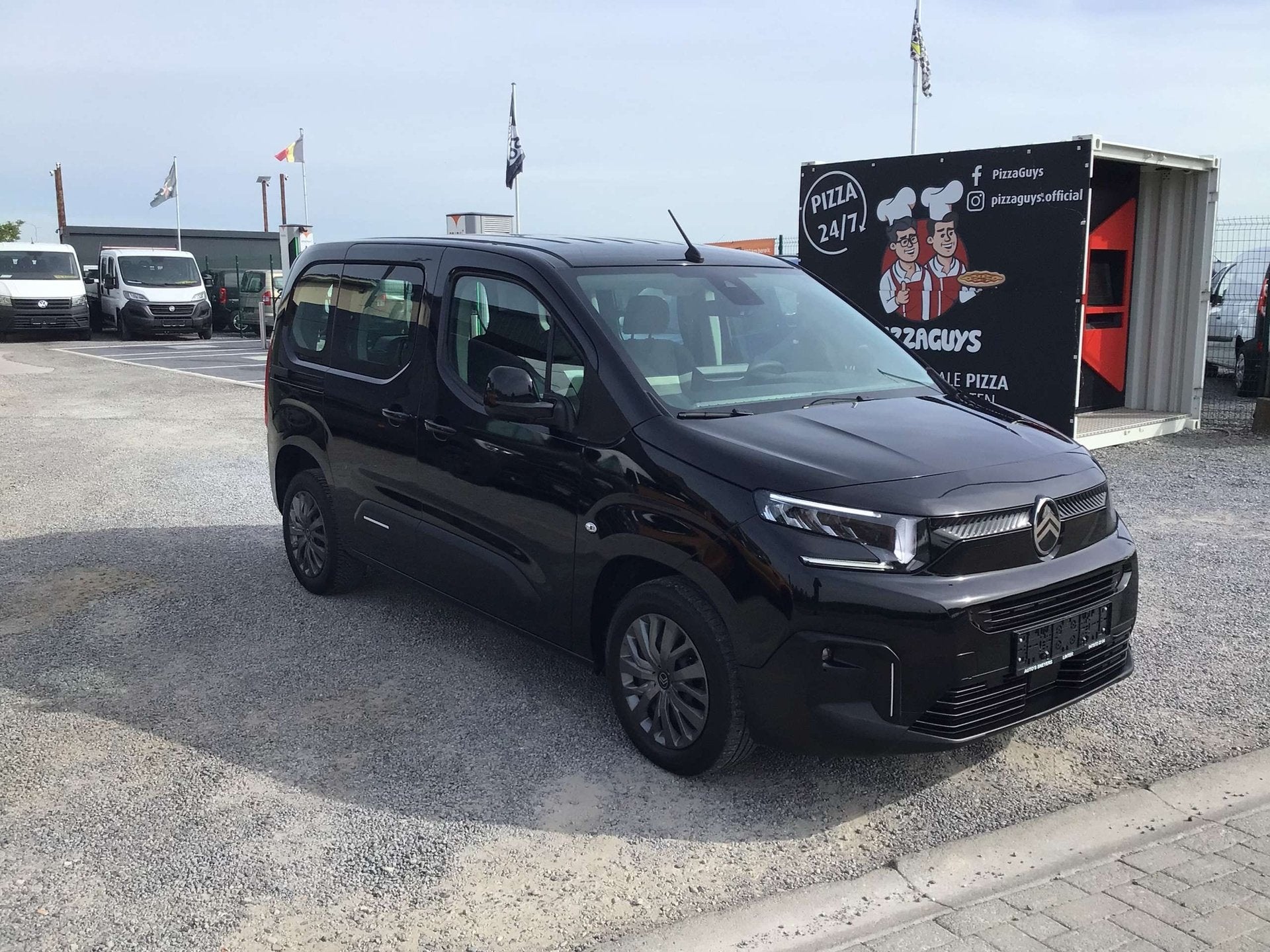 Citroen Berlingo multispace 12I benzine 2025 35000km 16950e, Stof, Gebruikt, Euro 6, 4 cilinders