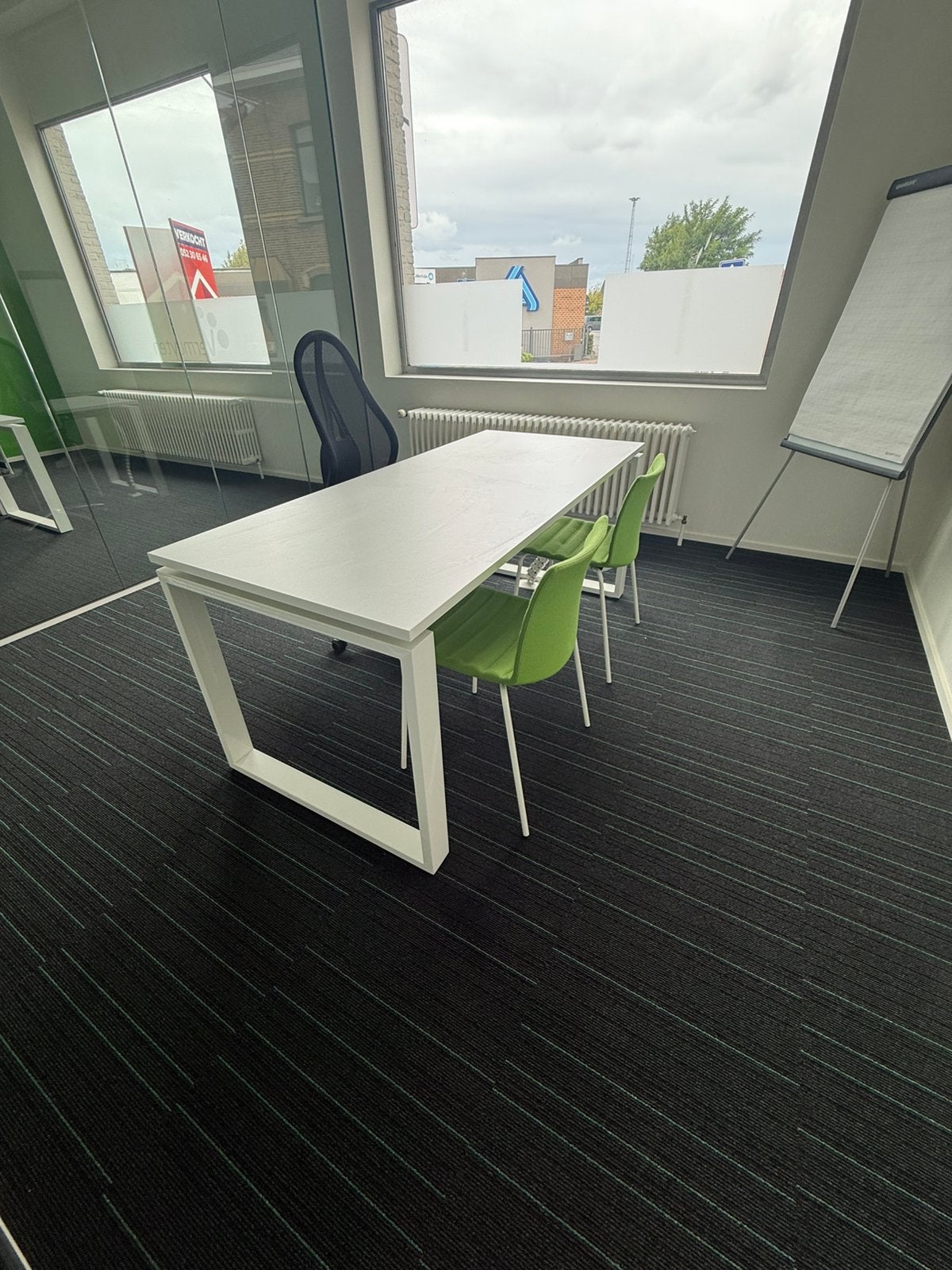 Bureau tafel, Ophalen