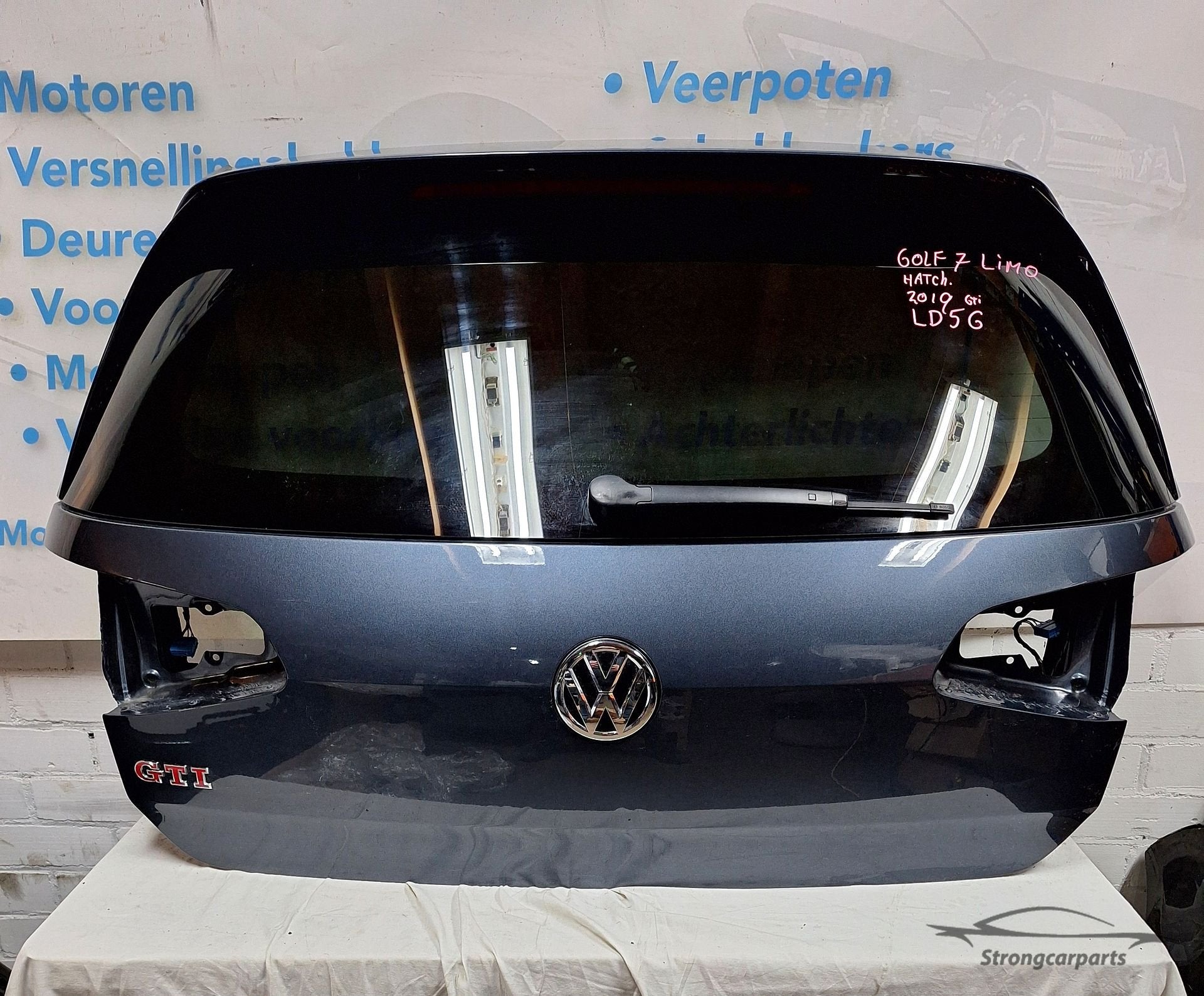 Achterklep VW Golf 7 VII Hatchbak in goede staat kleur LD5G, Arrière, -, Haillon arrière, Utilisé