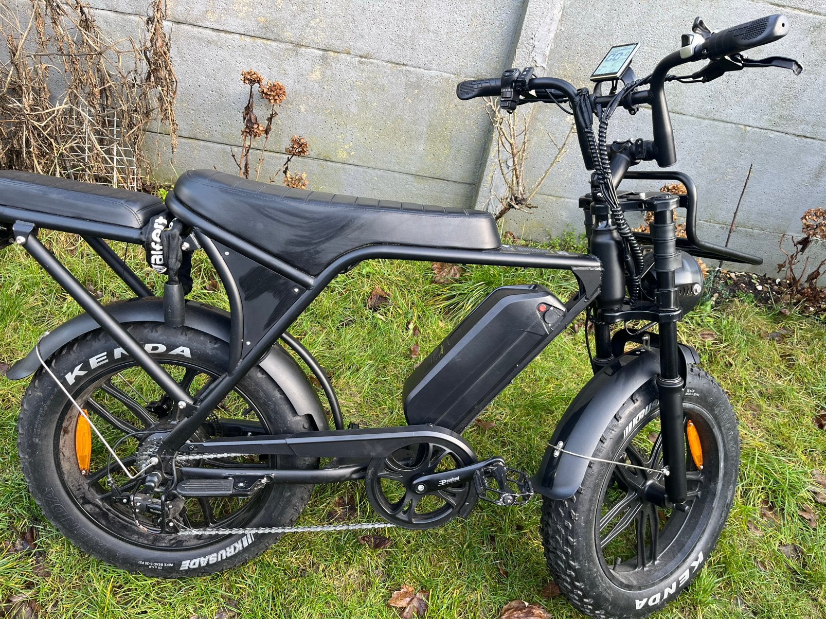 Fatbike v8, Ophalen, Zo goed als nieuw, 50 km per accu of meer