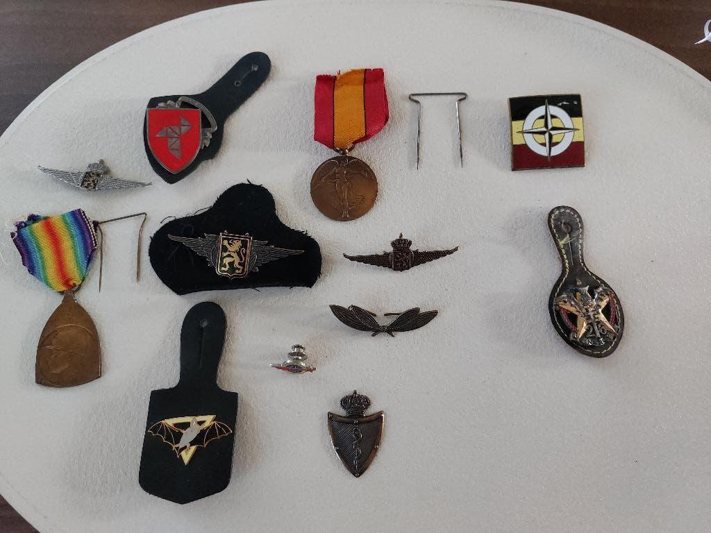 Différentes médailles militaires, Collections, Enlèvement ou Envoi, Armée de terre, Ruban, Médaille ou Ailes