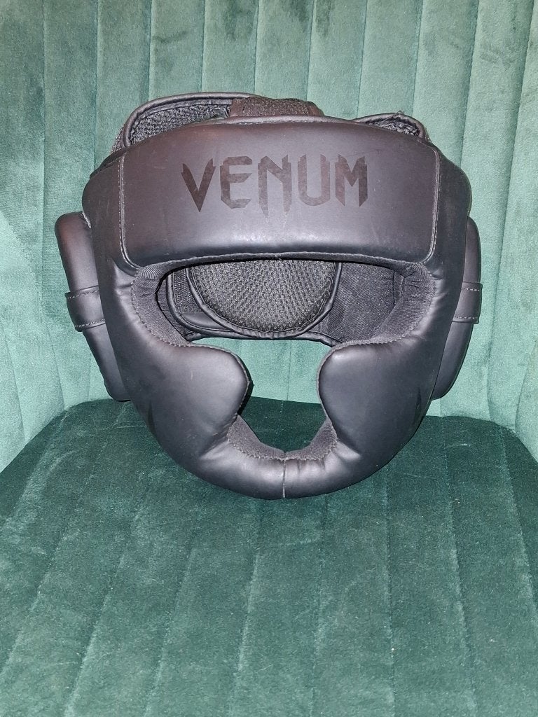 Casque de protection Boxe / MMA Venum Challenger, Sports & Fitness, Enlèvement, Comme neuf, Autres, Protection pour arts martiaux