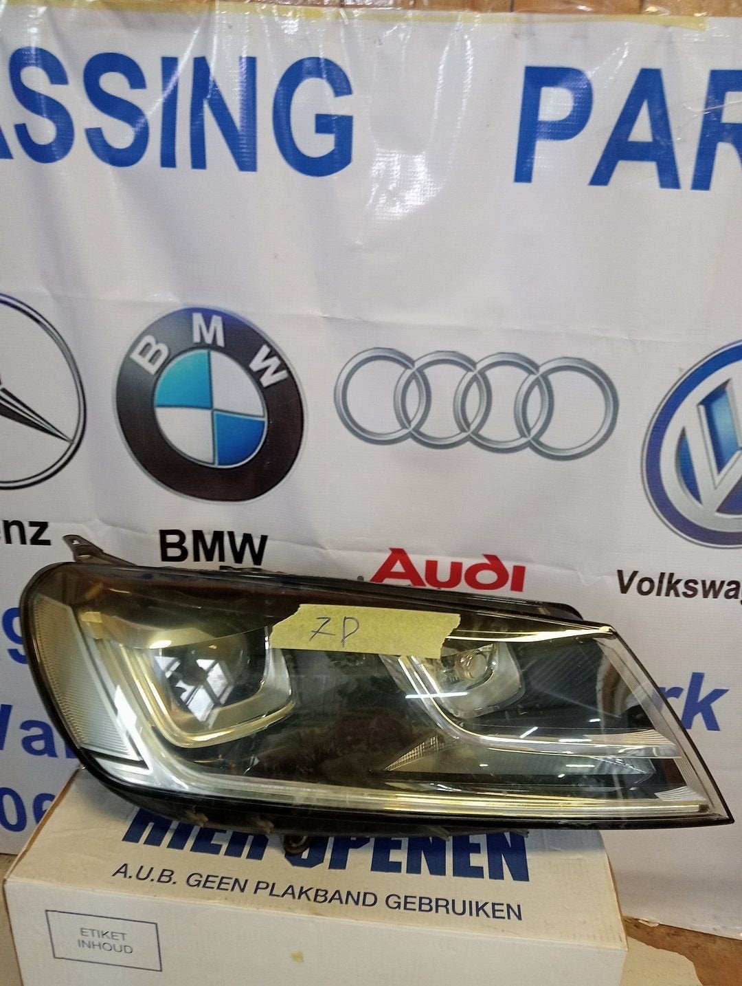 Koplamp Volkswagen Touareg Xenon Rechts 7P1941752B Origineel, Gebruikt, -, Volkswagen, -