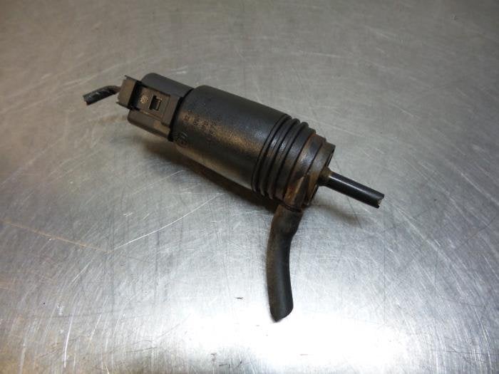 Ruitensproeierpomp voor van een BMW 1-Serie (1-Serie 03-), Gebruikt, -, -, Ophalen of Verzenden