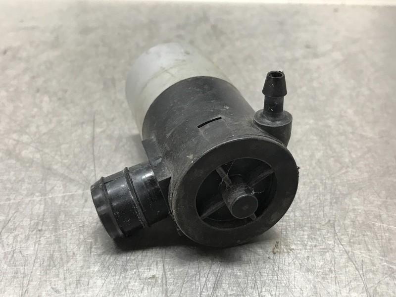 RUITENSPROEIERPOMP VOOR Toyota Auris (E15) (|AURIS|), Gebruikt, Toyota