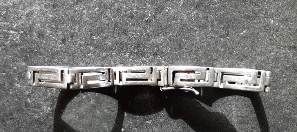 Te koop: Mooi zilveren armbandje met versiering., Ophalen, Zo goed als nieuw, Zilver, Zilver