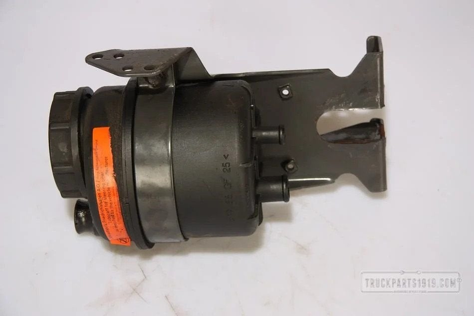 Volvo Axle & Steering Parts Stuurolie resevoir Volvo, Ophalen, Gebruikt, Volvo, Motor en Accessoires