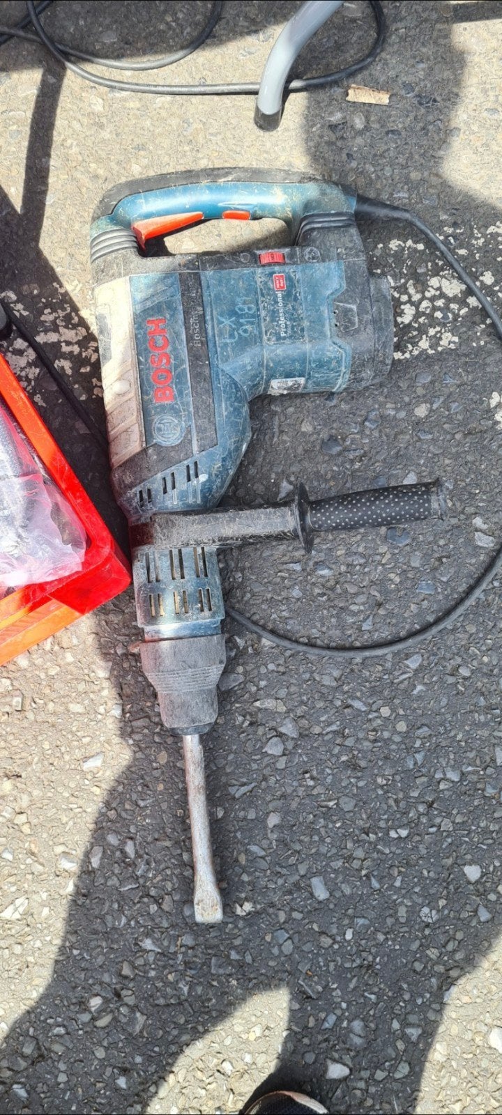 Permarteau perforateur Bosch GBH 8-45 DV, Enlèvement
