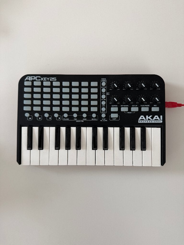 AKAI APC Key 25 – MIDI Keyboard & Ableton Live Controller, Musique & Instruments, Enlèvement, Neuf