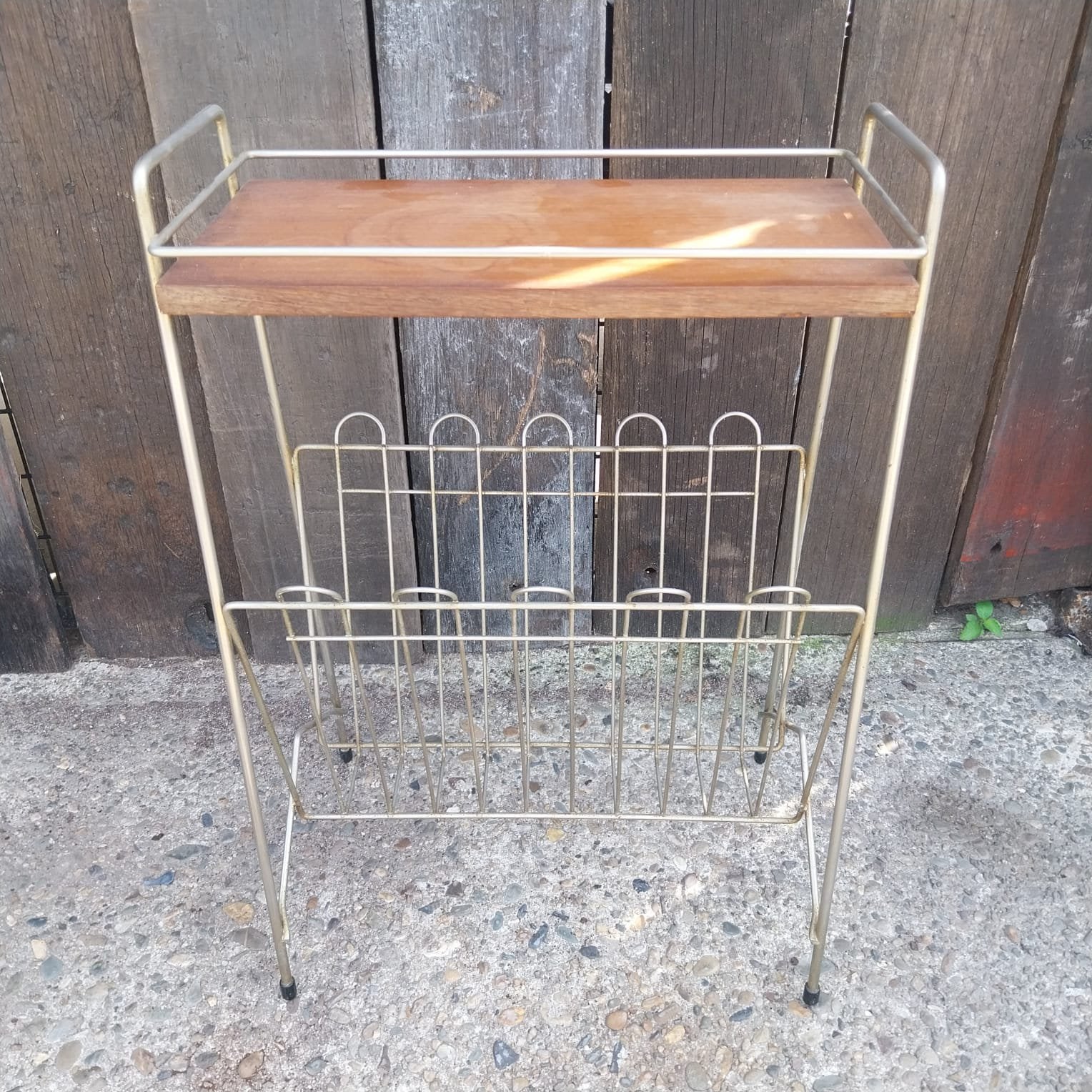 Vintage krantenrek met houten legblad – jaren ’60/’70, Ophalen, Gebruikt, ,, Vintage