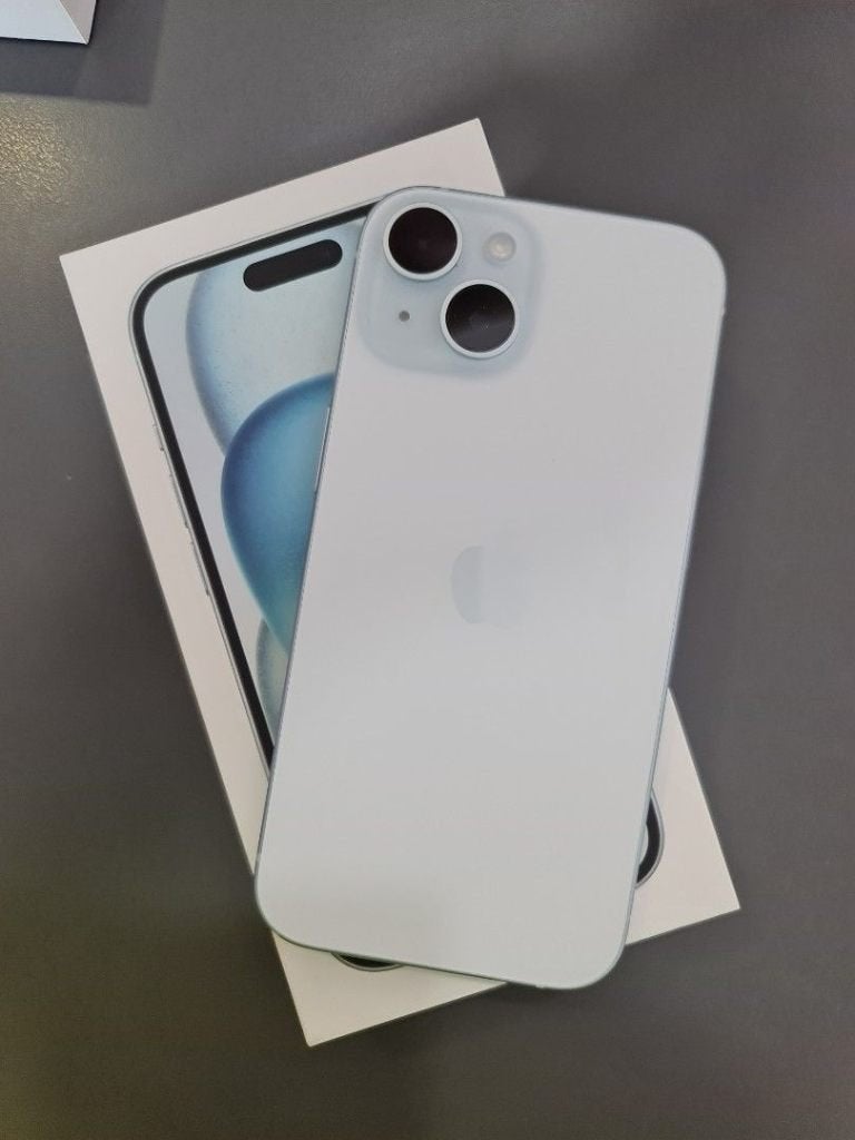 Iphone 15 plus in absolute nieuwstaat., Telecommunicatie, Mobiele telefoons | Apple iPhone, Ophalen, 128 GB, Blauw, Zo goed als nieuw