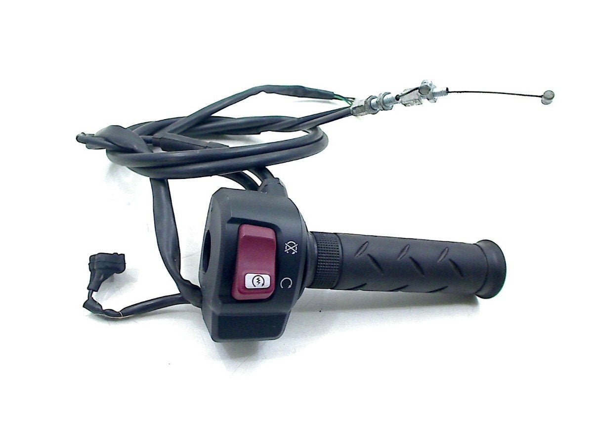 COMMUTATEUR DROIT Honda CBF 125 (01-1970/-), Dhr. S. di Majo, Utilisé, Info@cama-motorparts.nl, P.J. Troelstraweg 8 8
3144 CX  MAASSLUIS, NL
