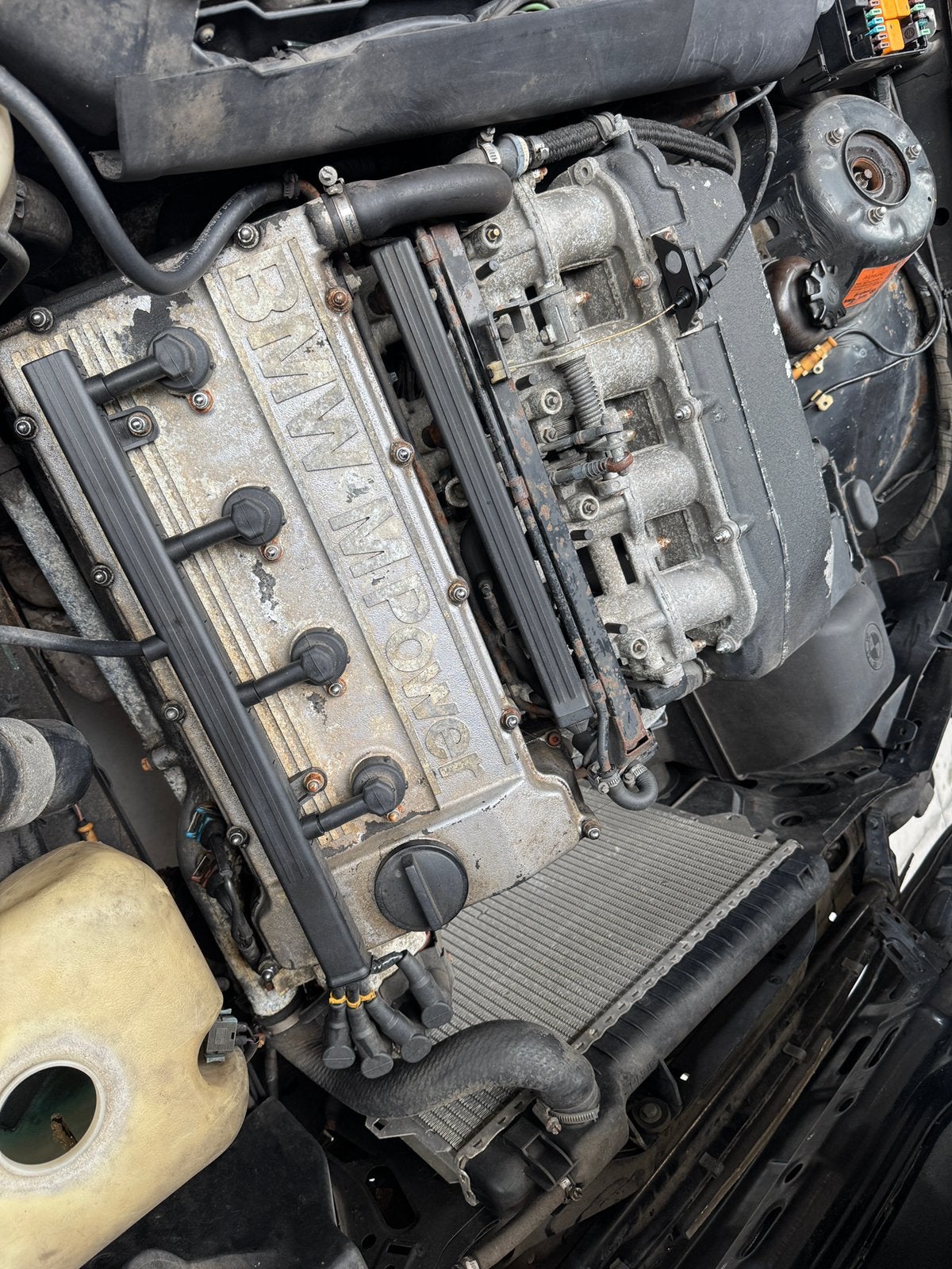 BMW M3 E30 motor, Enlèvement, BMW
