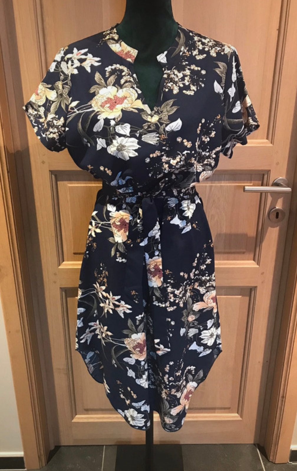 Robe taille L, Enlèvement ou Envoi, Neuf, Taille 42/44 (L), Bleu