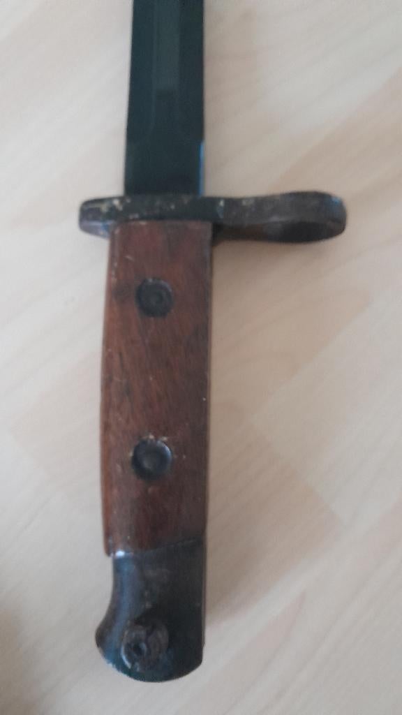 Baionnette, Enlèvement ou Envoi, Armée de terre, Épée ou sabre