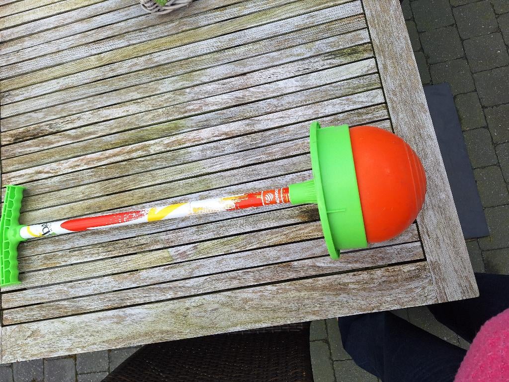 Springbal prima staat, Ophalen, Zo goed als nieuw