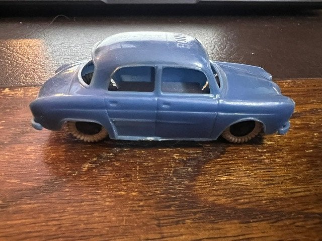 Renault Dauphine, Bonux, 1:43 miniatuur auto, Hobby en Vrije tijd, Modelauto's | 1:43, Ophalen, Auto