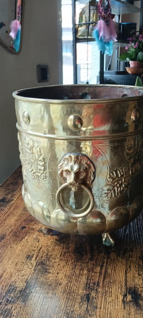 Cache pot en cuivre, Enlèvement, Cuivre