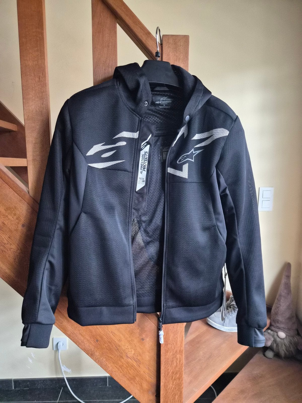 Magnifique veste moto été alpinestar neuve ( M ) avec étique, Motos, Manteau | tissu, Enlèvement, Alpinestars, Neuf, avec ticket