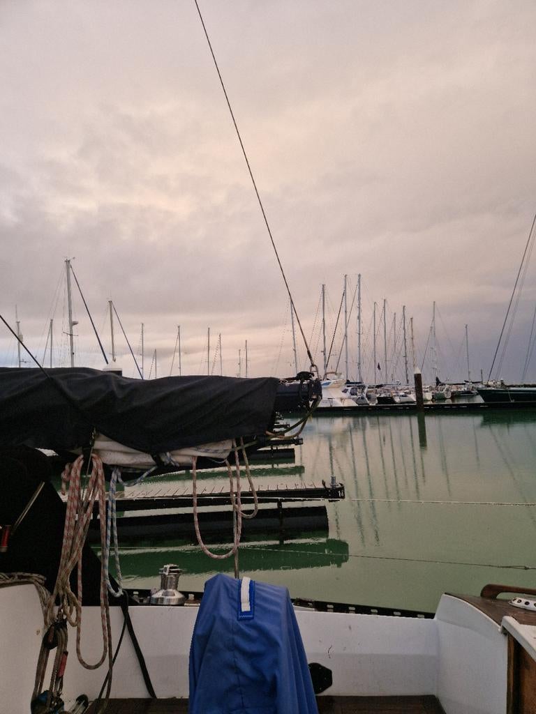 Recherche aide pour voilier, Sports nautiques & Bateaux, Enlèvement ou Envoi