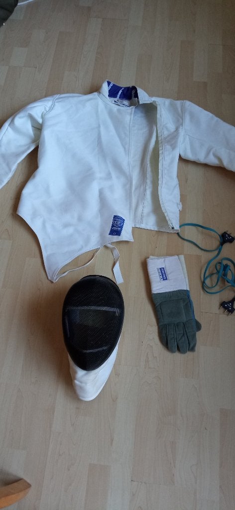 Tenue escrime complete, Ophalen, Gedragen, Vechtsport