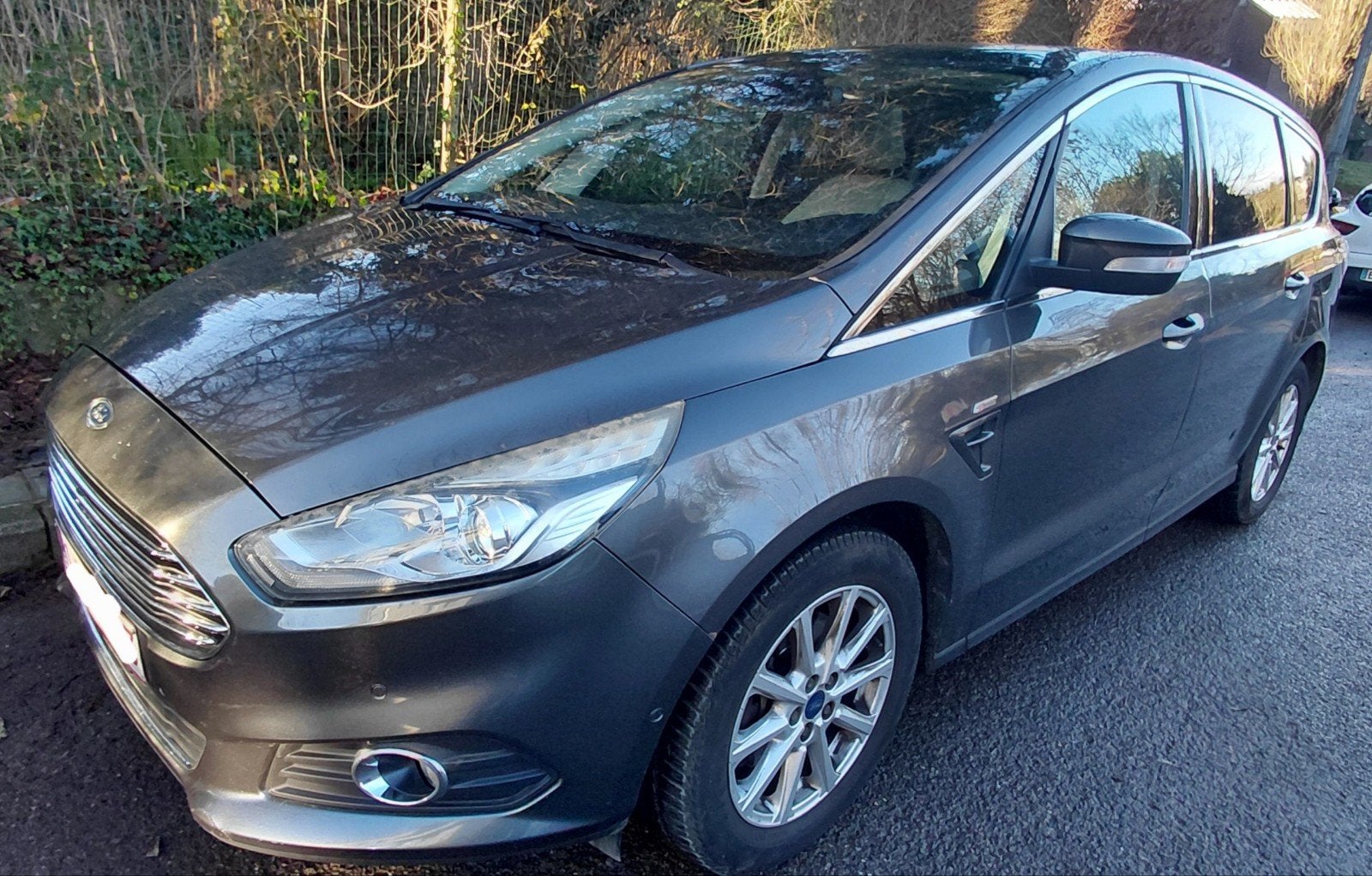Ford S-Max 7places, Autos, Cuir, Argent ou Gris, Achat, Euro 6