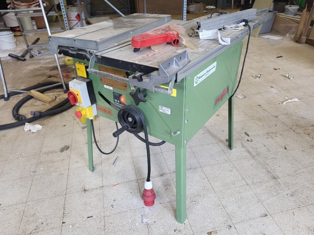 Tafelzaag Mafell/ Rogiers Vanpoucke, Bricolage & Construction, 600 à 1200 watts, Scie à onglet, 70 mm ou plus, Enlèvement