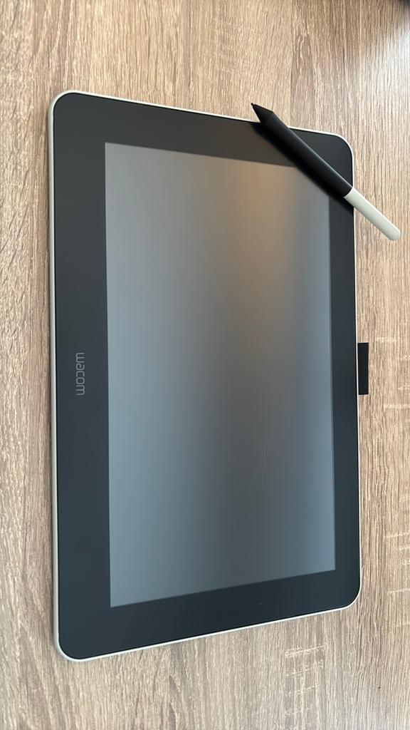 Wacom One 13 DTC133, Informatique & Logiciels, Enlèvement, Multi-touch, Comme neuf, Filaire