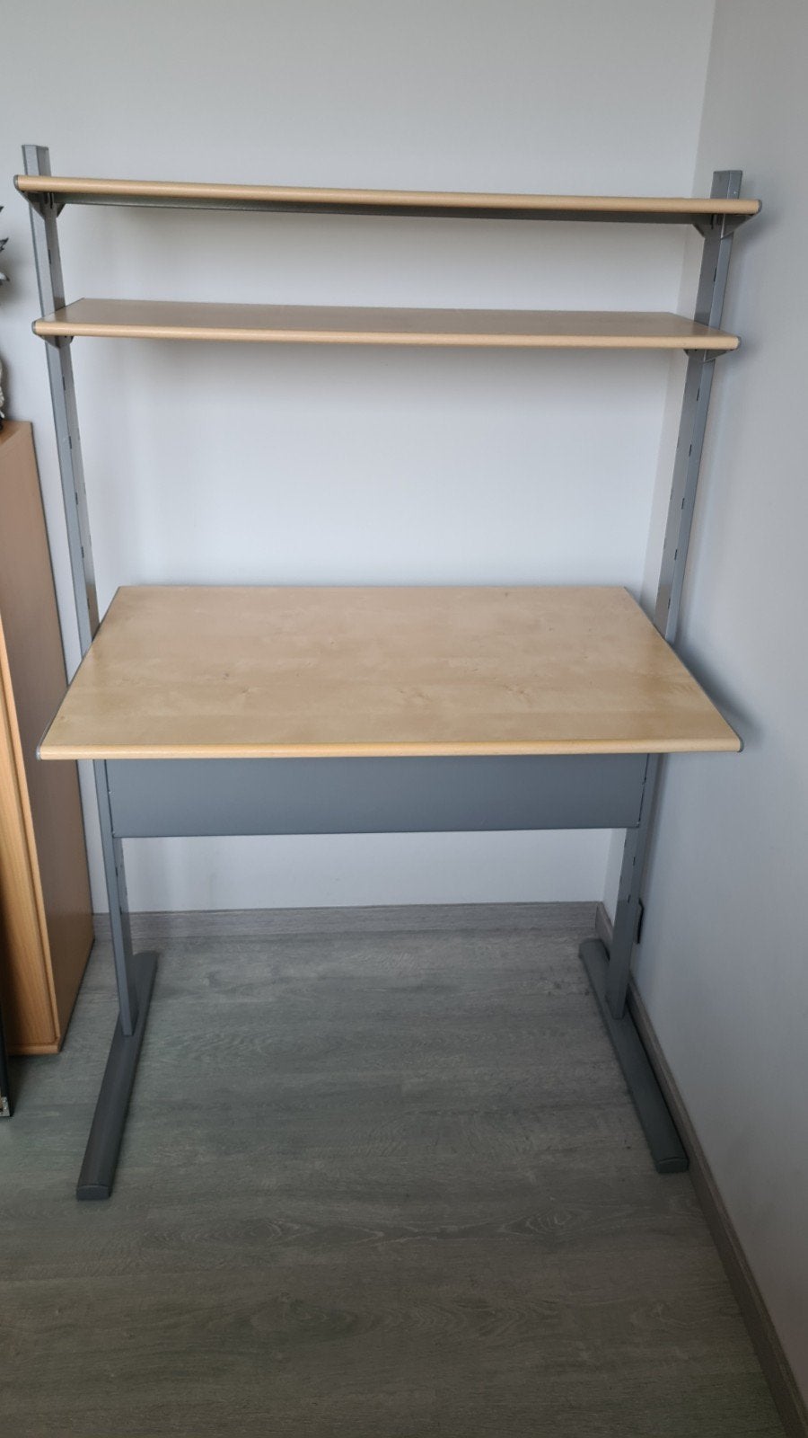 Bureau Frederik (Ikea)

En bon etat

Largeur :  139 cm
Profo, Maison & Meubles, Enlèvement