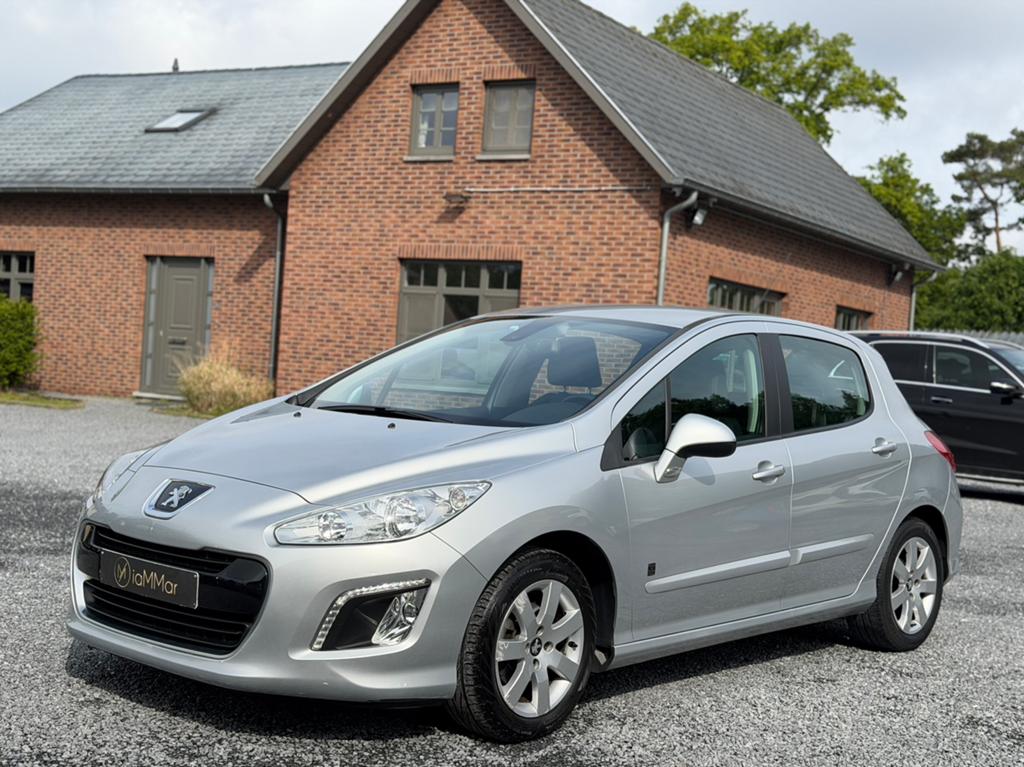 PEUGEOT 308 - BLACK & SILVER EDITION, Auto's, Peugeot, Bedrijf, Te koop, Airbags, Airconditioning, Alarm, Bluetooth, Boordcomputer