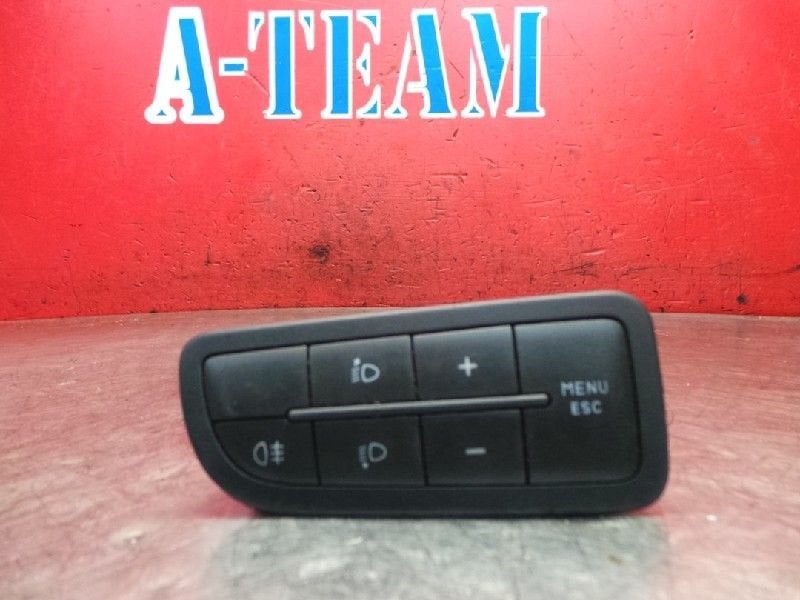 INTERRUPTEUR D'ECLAIRAGE Fiat Punto Evo (199), Utilisé, Fiat