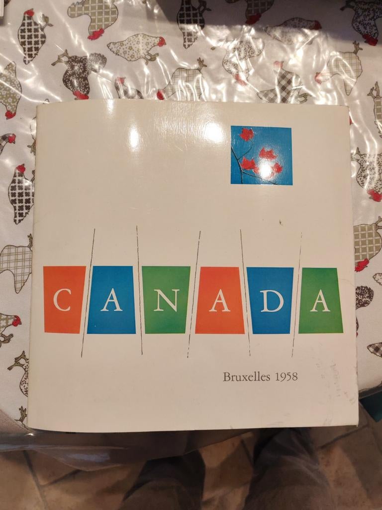 livre souvenir officiel intitulé "Canada. Bruxelles 1958", Boeken, Prentenboeken en Plaatjesalbums, Ophalen