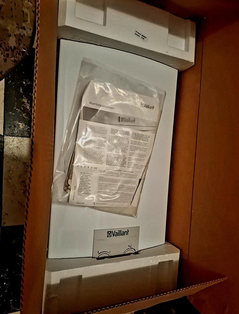 Chauffe eau neuf vaillant atmomag au gaz, Electroménager, Congélateurs, Enlèvement