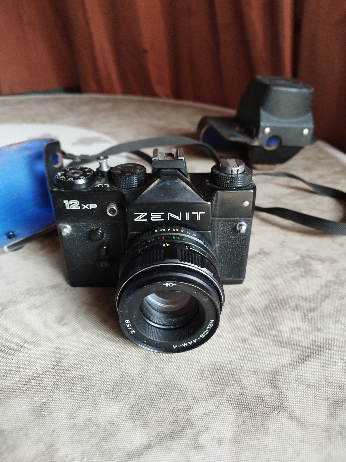 Ancien appareil photo Zenit, Audio, Tv en Foto, Ophalen