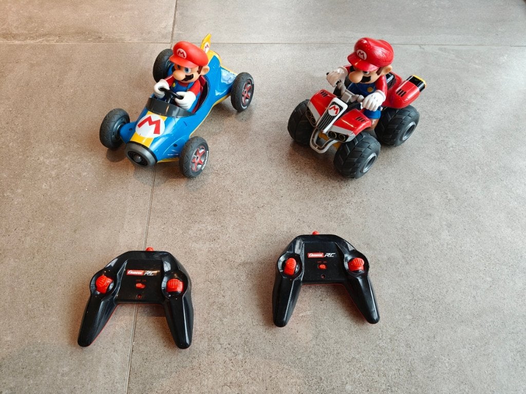 2 Carrera RC Super Mario kart Quad en Mach8, Ophalen, Gebruikt