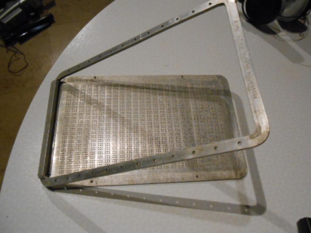 Plaque de zinc en braille, précurseur, machine à écrire en b, Enlèvement ou Envoi
