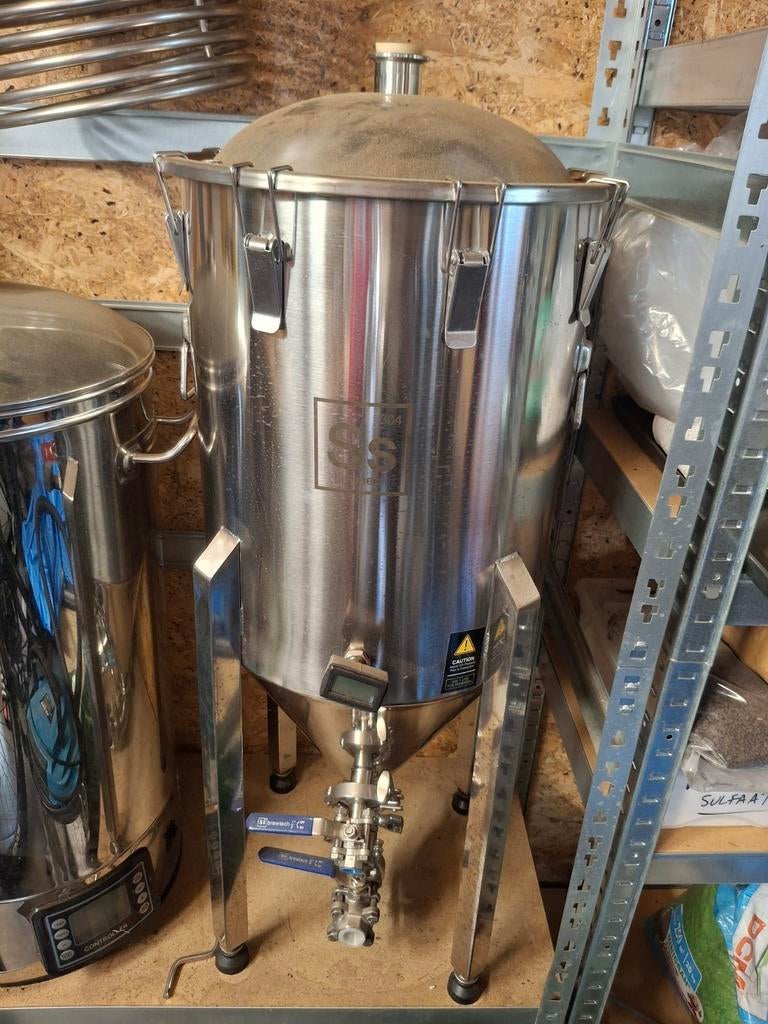 Chaudière de fermentation SS Brewtech, Enlèvement