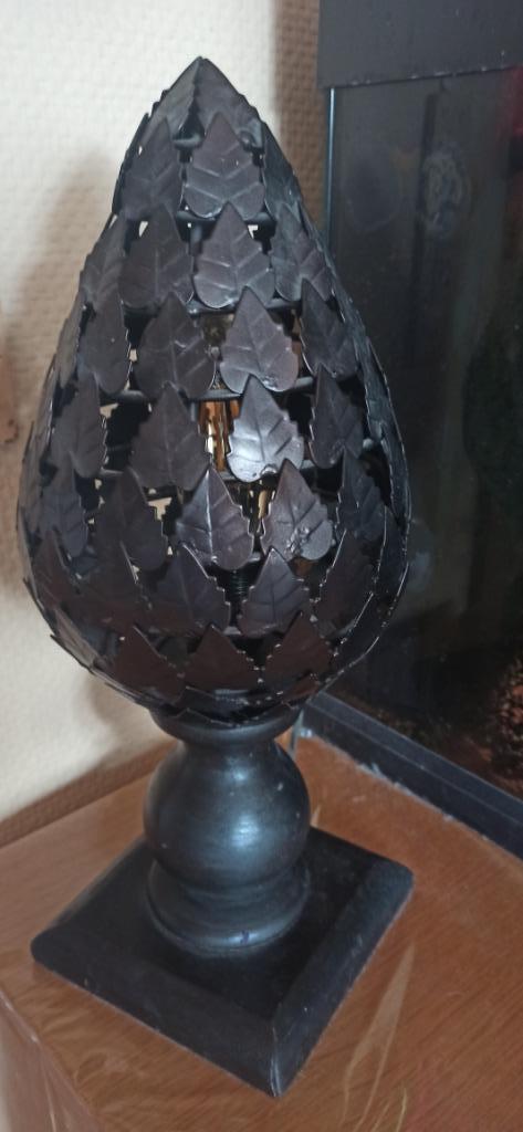 lampe fer forgé et bois, Maison & Meubles, Enlèvement ou Envoi, Comme neuf, Bois, Moins de 50 cm