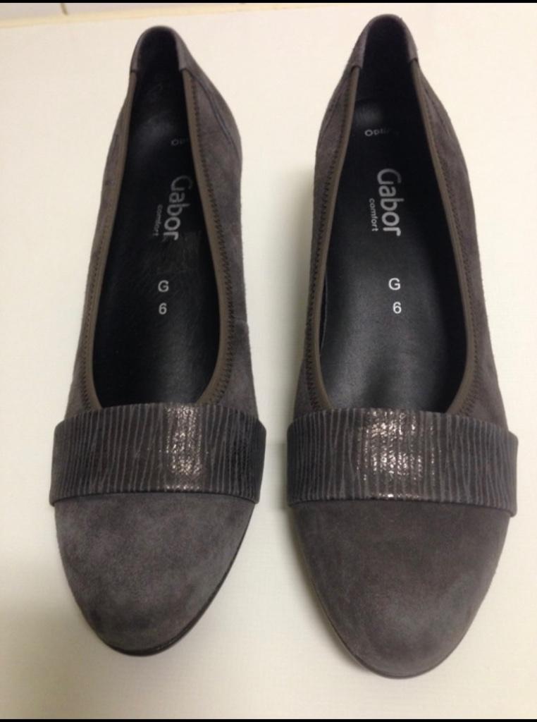 Chaussure fine grise en daim neutre - taille 39, Gris, Gabor, Comme neuf, Chaussures basses