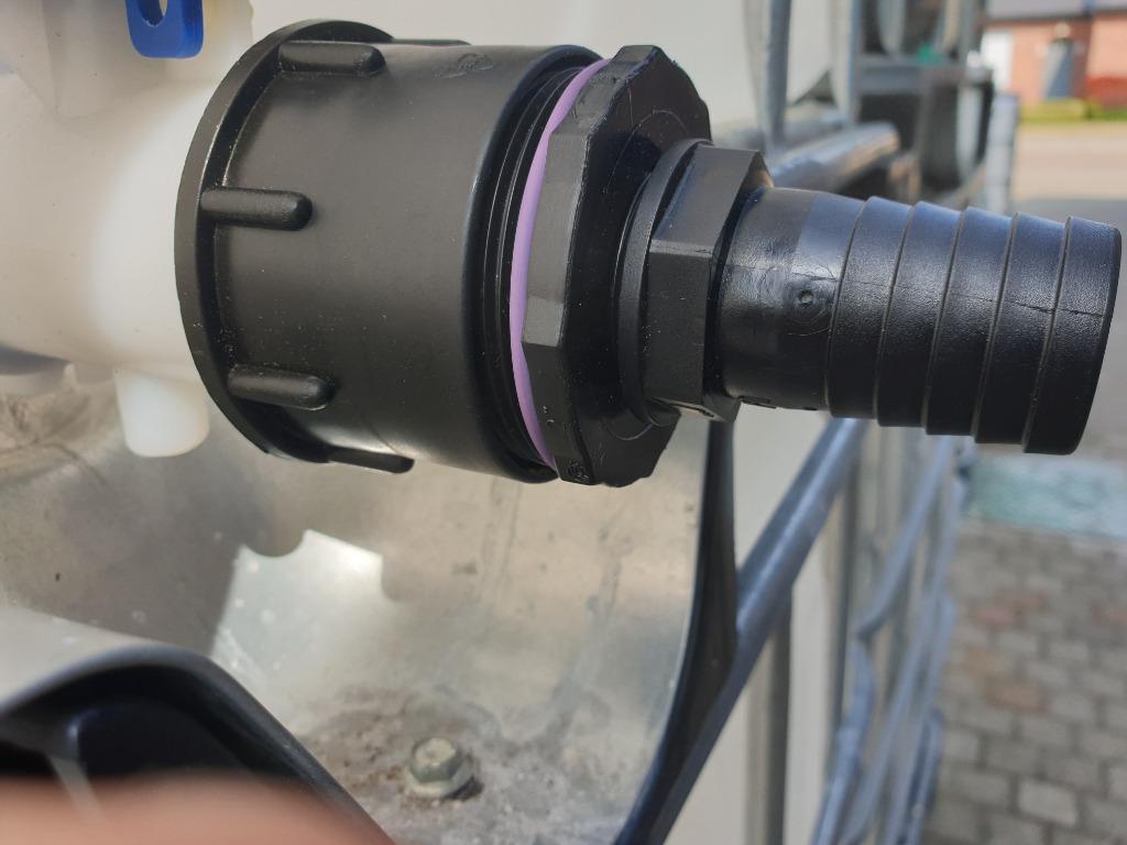 Ibc adapter met grijze uitloop teut van 1 duim (Vaten,Tonnen, Ophalen, Nieuw, Kunststof