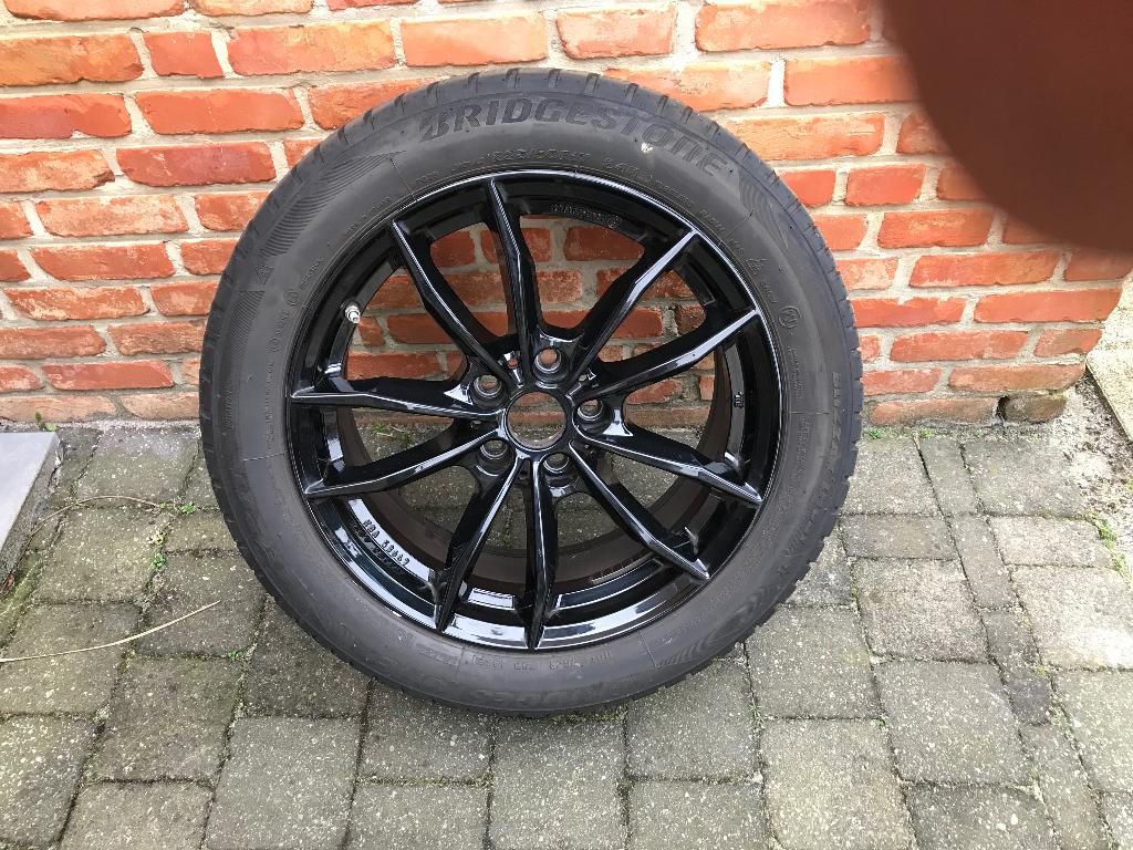 winterbanden, Auto-onderdelen, Banden en Velgen, Ophalen, Gebruikt, Banden en Velgen, 17 inch